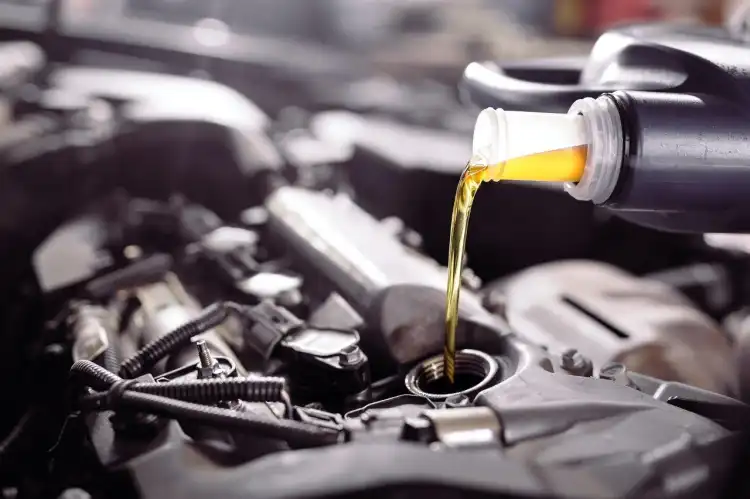 Best Engine Oil for Toyota Corolla 2025