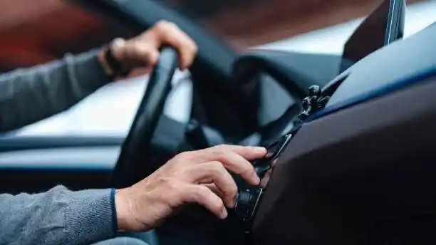 كامري مقابل أكورد 2025:مقارنة شاملة بين السيارتين الأكثر طلبًا