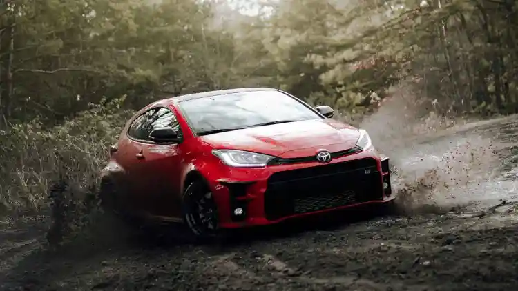 تويوتا كورولا 1.6 واستهلاك الوقود في 2025:كل ما تحتاج معرفته للتوفير