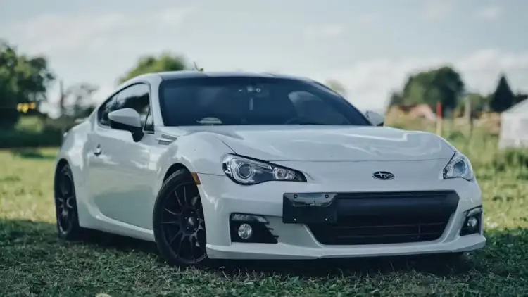 متى يتغير شكل لاند كروزر؟ كل ما تحتاج معرفته عن التحديث المنتظر 2025