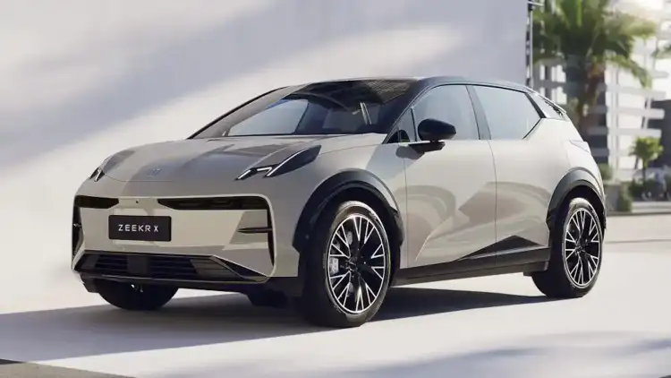 كيف وصفت المراجعات أداء زيكر X 2025