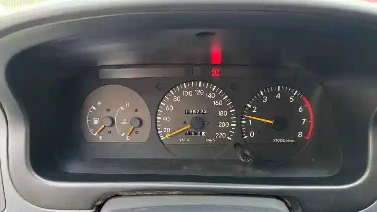 2025 Toyota Hiace Warning Lights Guide