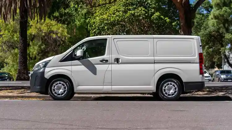 2025 Toyota Hiace 2024 Dimensions