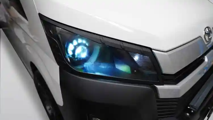 سعر مصابيح تويوتا هايس 2025:دليل شامل للمستخدمين