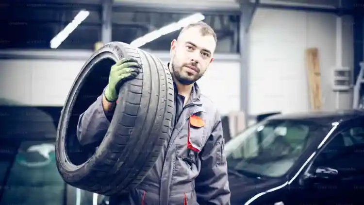 2025 Hiace Tyre Pressure Guide:Optimise Safety & Efficiency