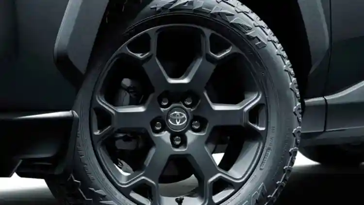 2025 Toyota RAV4 Tyre Size Guide:Essential Tips for Drivers