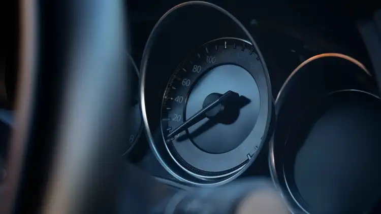 سعة خزان وقود تويوتا راف 4 باللتر 2025:كل ما تحتاج معرفته