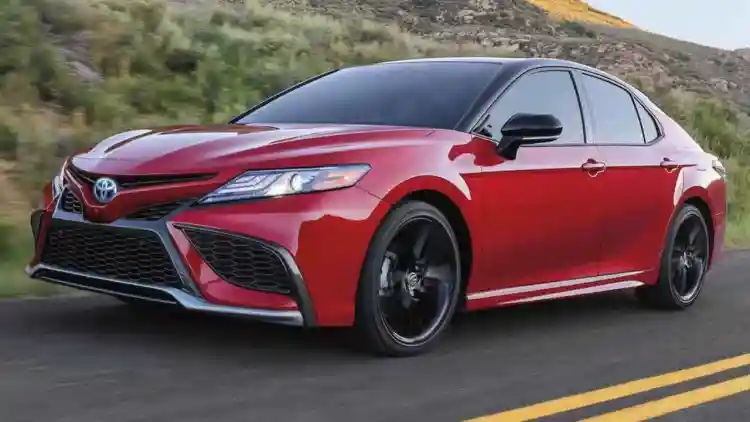 أفضل سيارات السيدان اليابانية للشراء في الإمارات 2025