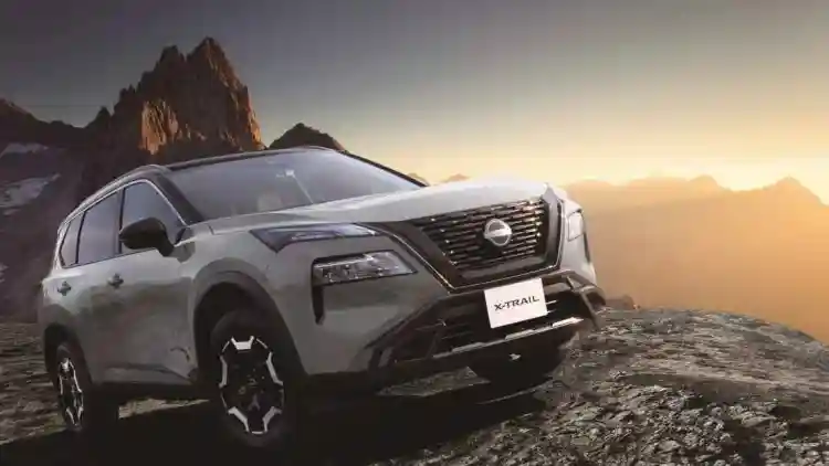 Toyota RAV4 vs Nissan X-Trail 2024