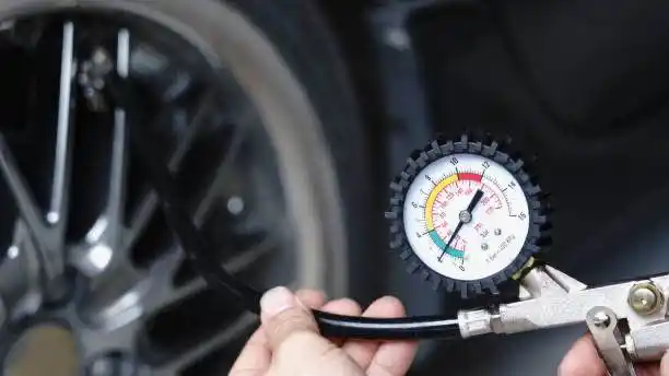 ضغط إطارات نيسان كيكس 2025:دليل شامل للحفاظ على أداء مثالي