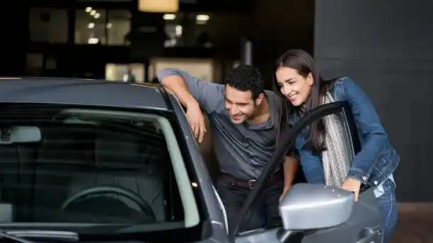 نيسان كيكس S مقابل SV في 2025:أيهما أفضل لرحلتك اليومية؟