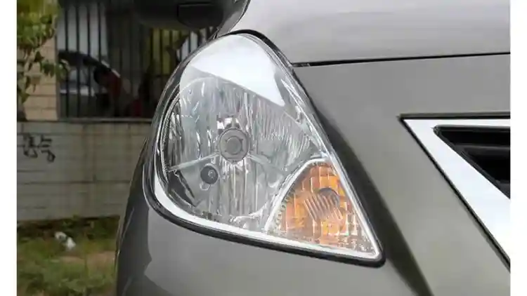 أسعار مصابيح نيسان صني 2025:كل ما تحتاجه لاختيار الأفضل في الإمارات