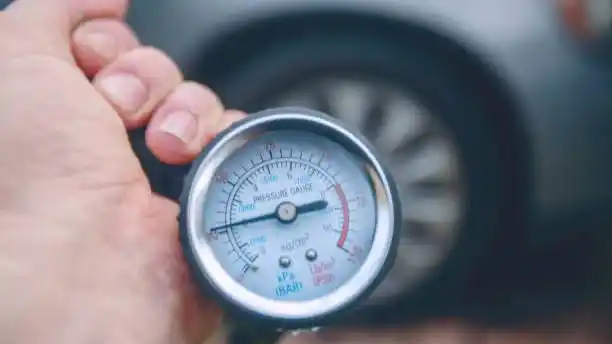 2025 Innova Crysta Tire Pressure Guide:Optimize Safety & Mileage