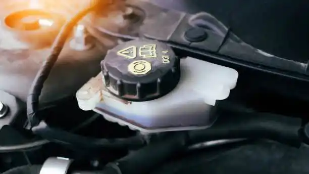 سعة خزان وقود نيسان كيكس 2025:دليل شامل لكل مالكي السيارات