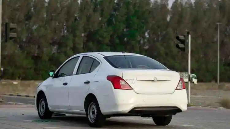 نيسان ساني 2019 واستهلاك الوقود:دليل 2025 الشامل للتوفير الذكي