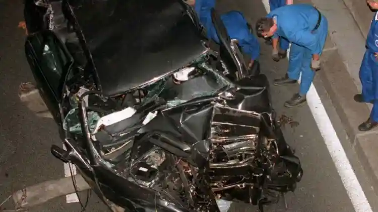  10 وفيات مشاهير في حوادث السيارات بما في ذلك مشاهير عرب