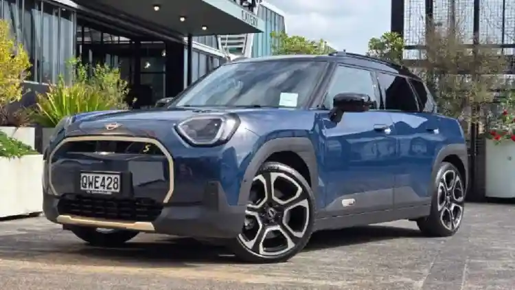 Mini Aceman SE: A Small Electric Car with a Complicated Relationship with the Modern Market