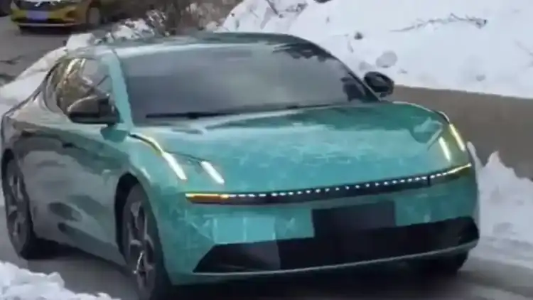 First Spy Photos Reveal Promising Lynk & Co 10 EM-P Hybrid Sedan