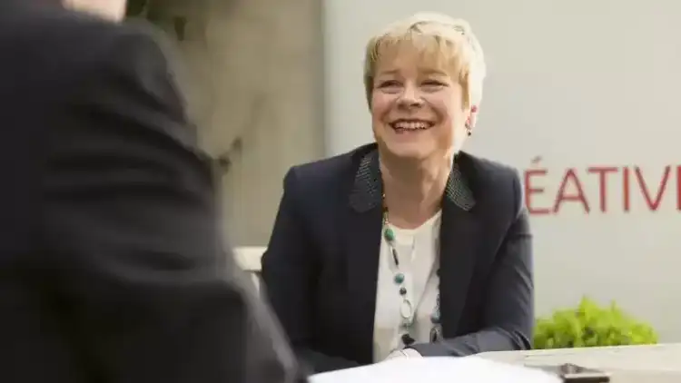 خمس نساء غيرن قواعد اللعبة في صناعة السيارات