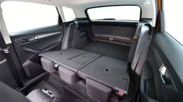 مساحة صندوق هوندا CR-V 2025:دليل عملي لاستغلال المساحات بذكاء