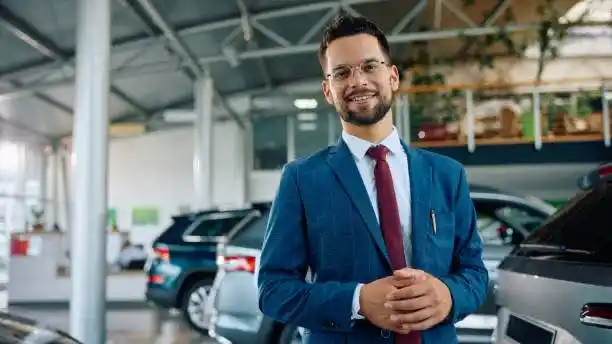 بي واي دي هان vs تيسلا موديل 3:دليل 2025 للاختيار الذكي