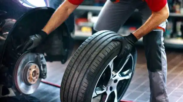 مقاس إطارات أكرود 2025:دليل اختيار مثالي لسلامتك وكفاءة الوقود