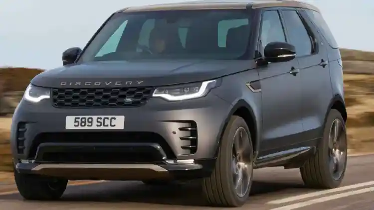 لاند روفر ديسكفري 2025: تحديثات أنيقة وإصدارات خاصة جديدة تعزز حضور الأسطورة البريطانية