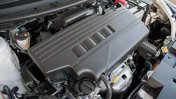 تويوتا ياريس هاتشباك 2025:دليل شامل عن سعة المحرك والأداء المميز