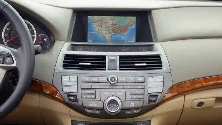 هوندا أكورد 2008 لوحة القيادة:حلول مبتكرة لعام 2025