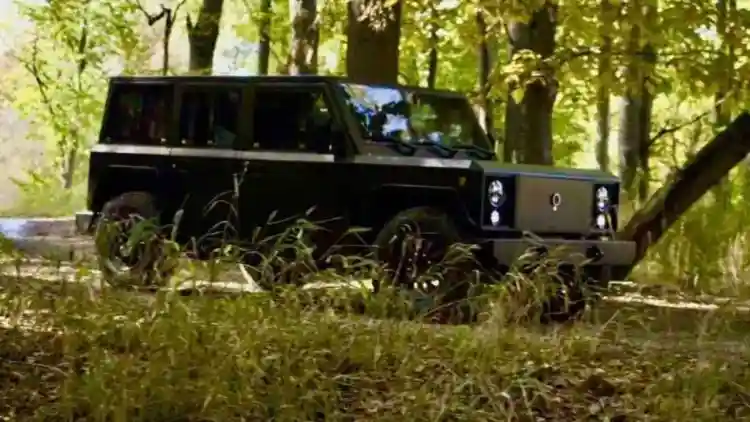 شركة بولينجر موتورز الكهربائية على حافة الانهيار: تفاصيل الأزمة والتحديات المستقبلية