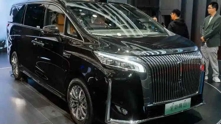 Great Wall Unveils Gaoshan Series: Luxury Hybrid Minivans