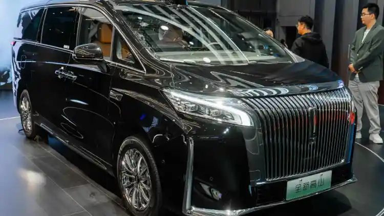 Great Wall Unveils Gaoshan Series: Luxury Hybrid Minivans