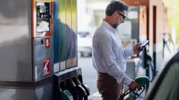 سعة خزان الوقود في تويوتا ياريس باللتر وكيفية تحسين استهلاك الوقود