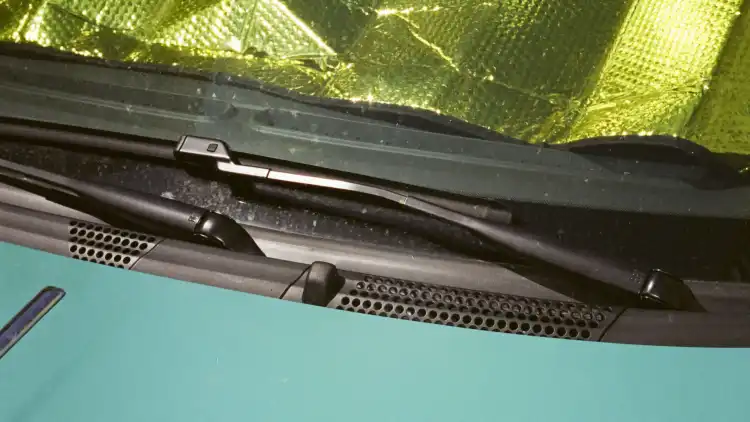 2005 Toyota Camry Wiper Blade Size:Maintenance Guide