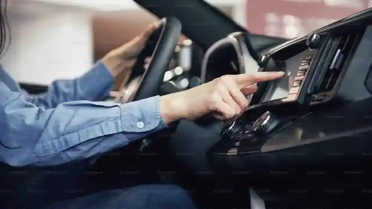 لوحة عدادات برادو 2025:دليل الاستخدام الشامل لكل السائقين