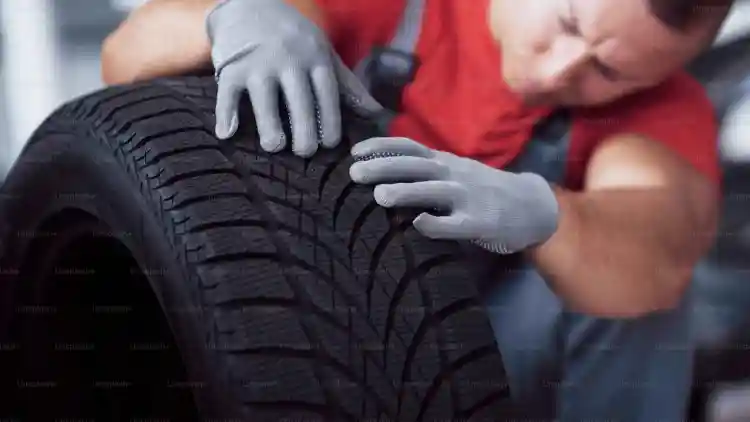 Toyota Prado Tyre Size Guide:Optimize Performance & Safety