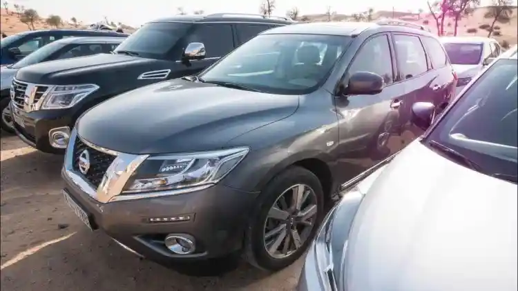 نيسان باثفايندر مقابل تويوتا فورتشنر:دليل المقارنة الشامل