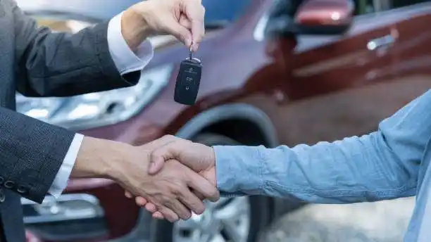 تويوتا 4رنر مقابل فورتشنر 2025:دليل المقارنة الشامل لاختيار أفضل SUV