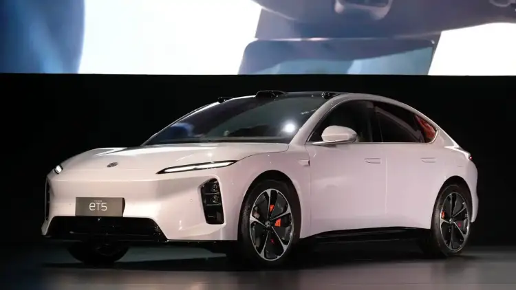 Nio Reveals Updated ET5 and ET5 Touring with 1000 km Range Starting at 151K AED