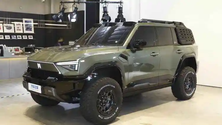 Dongfeng Unveils the Warrior M817: A 700-HP Off-Road Beast with Advanced Smart Technologies