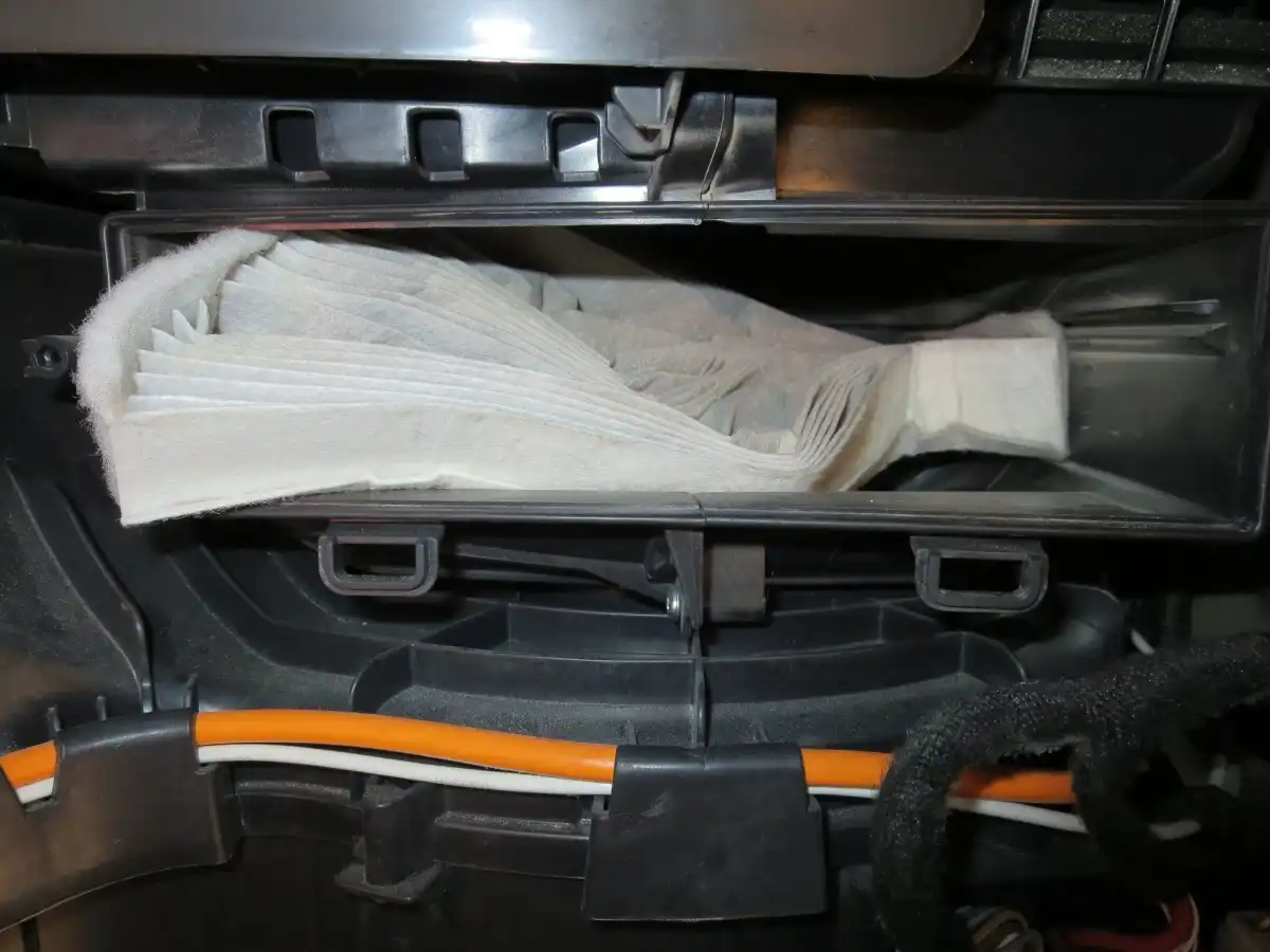 2013 Ford Edge Cabin Air Filter Replacement Made Simple