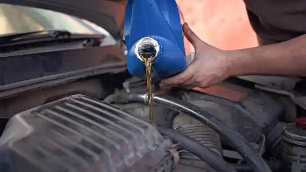 فلتر زيت هيونداي إلنترا 2025:كل ما تحتاج معرفته للصيانة المثالية