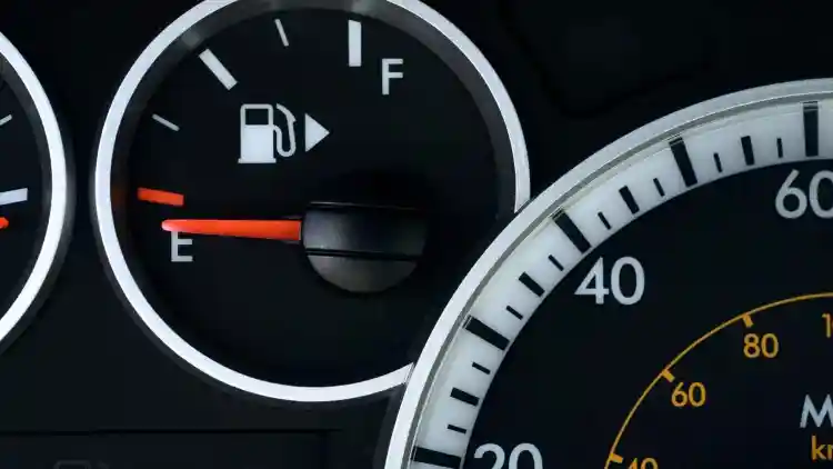 سعة خزان الوقود في هيونداي إلنترا 2014:دليل شامل لعام 2025