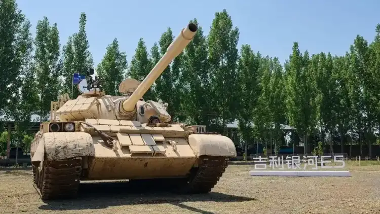 جيلي EX5 في الإمارات: بطارية الطوب الذهبي تصمد تحت ضغط 36 طن