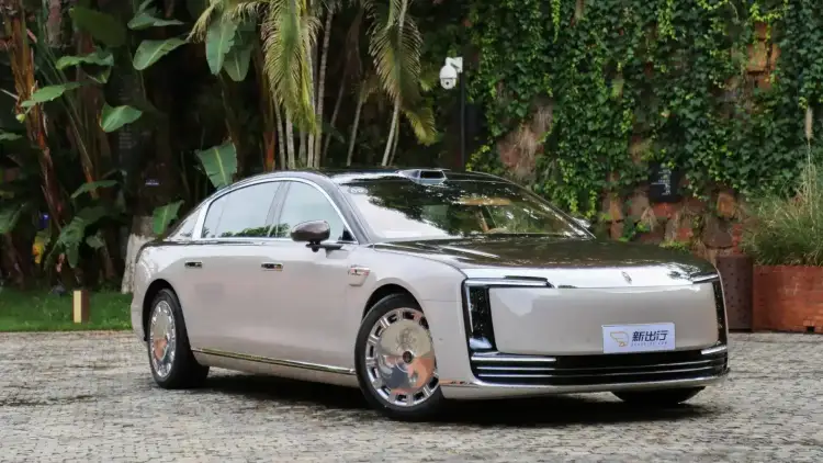 مايسترو S800: رفاهية تتجاوز التوقعات في سيارة صُممت للنخبة