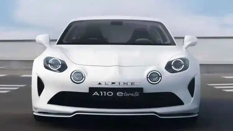 ألبين تكشف عن سيارتها الرياضية الكهربائية الجديدة بقوة تزيد عن 800 حصان ومدى قيادة طويل