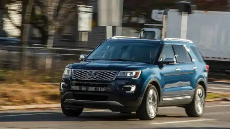 New Recall for 2016-2017 Ford Explorer: B-Pillar Trim Defect Poses Passenger Safety Risk