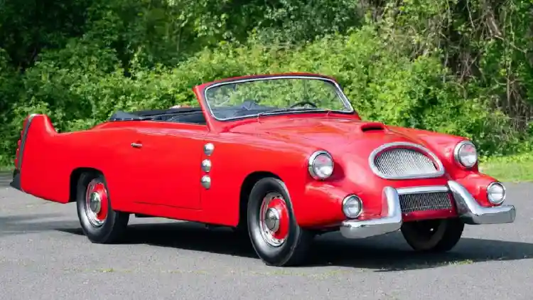 "سبون DV-13: السيارة التي أثارت الجدل وأسرعت الأنظار في مزاد برينغ آ تريلر"