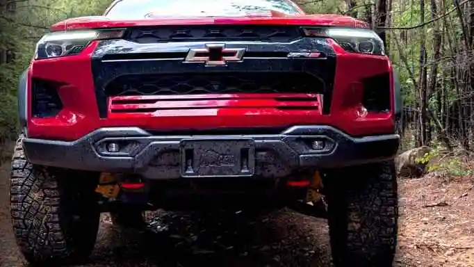 2025 Chevrolet Colorado ZR2 Bison: A Midsize Truck with Exceptional Off-Road Capabilities