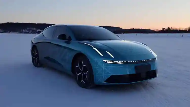 Lynk & Co 10 EM-P: The New Plug-in Hybrid Sedan Launching in China